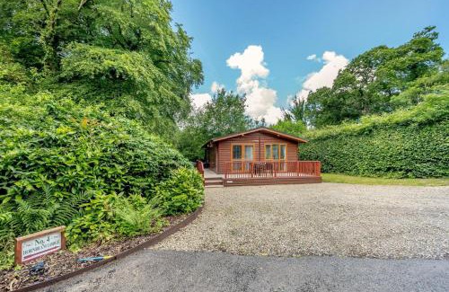 Narberth House | HB Hornbeam Lodge 02
