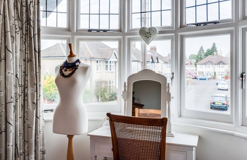 Headington House | Headington Orchard - 3 Bedroom House Parking Garden