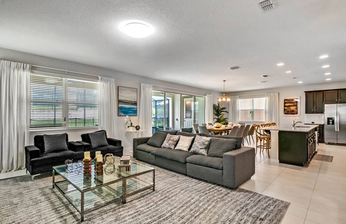 Bay Lake House | Headline