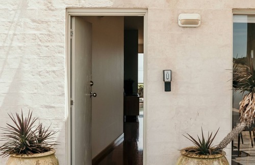 Port Fairy Villa | Hearns Beachside Villa 8