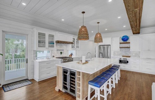 Isle of Palms House | "Heart N Sol" at 3 43rd Avenue|Oceanviews|All New Private Pool and Hot Tub|Completely Renovated|E.