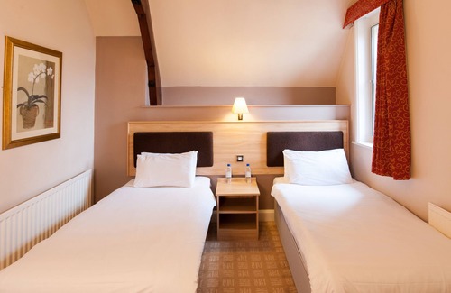 Pottersbury Hotel | Heart of England, Northampton by Marston's Inns