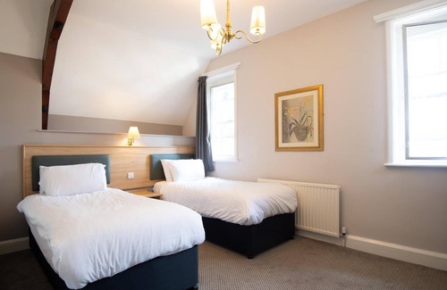Pottersbury Hotel | Heart of England, Northampton by Marston's Inns