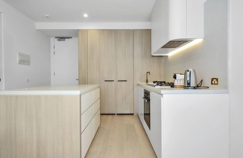 Glen Waverley Apartment | Heart of Glen Waverley Pool Gym Parking
