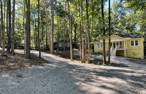 Counce House | Heart of Pickwick Lake with plenty of parking for trucks and trailers