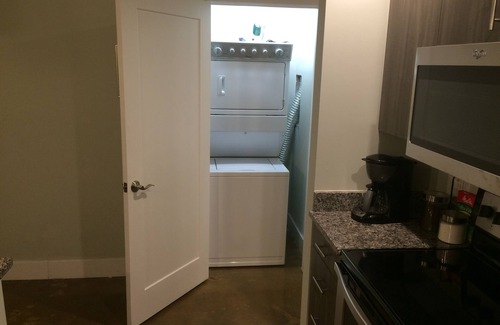 Monroe Ward Condo | Heart of the Arts - New King Suite on West Broad Condo’s next to Quirk MCV VCU