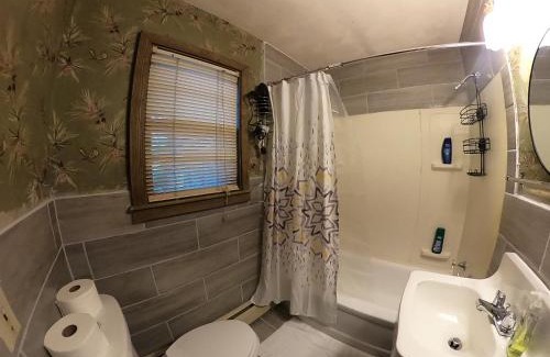 Pittsfield Hotel | Heart of the Berkshires Motel