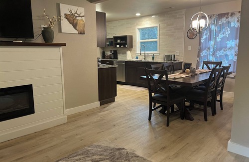 Orick House | Heart of the Redwoods-Wapiti Cottage