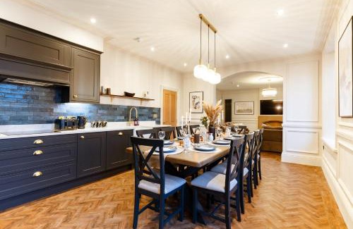 Buxton House | Hearthside Park Road