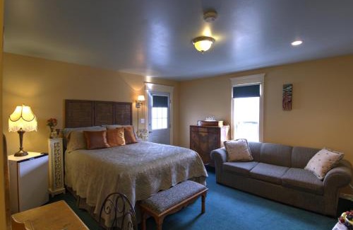 Drumheller Hotel | Heartwood Inn