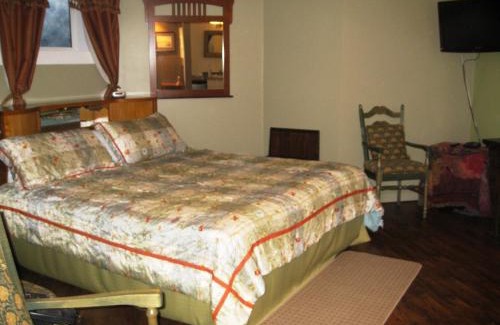 Drumheller Hotel | Heartwood Inn