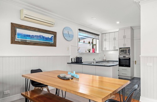 Surf Beach House | Heated Indoor pool & outdoor spa, next to beach! Welcome your holiday paradise!