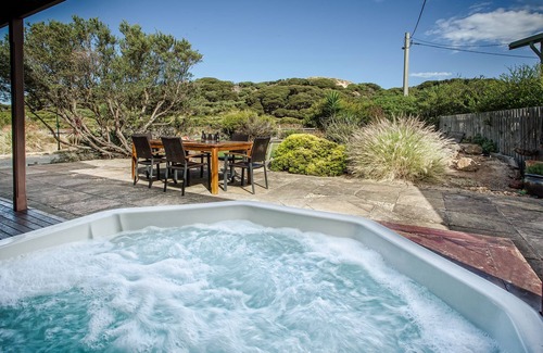 Surf Beach House | Heated Indoor pool & outdoor spa, next to beach! Welcome your holiday paradise!
