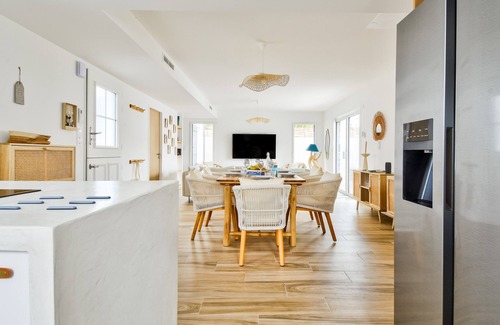 Noirmoutier-en-l'Ile Ski Chalet | Heated pool – House for 6 adults and 2 children