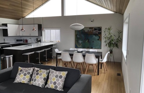 North Beach Haven House | Heated Pool. Beach Badges. Roof Top Deck with Views. Private yard. 140396