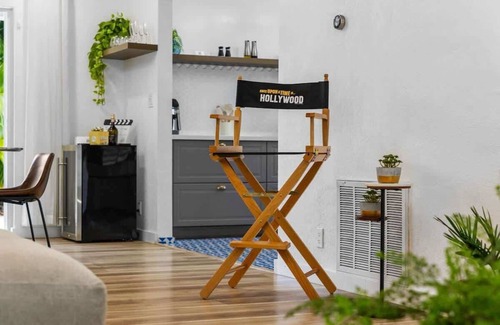 North Central Hollywood House | Heated Pool & Beach Gear - The Other Hollywood