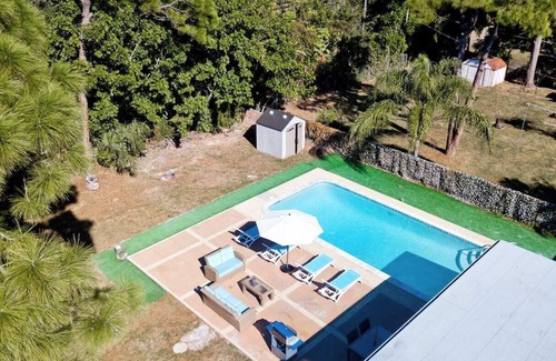Bradenton House | Heated Pool - Grill Family Fun - Near Anna Maria