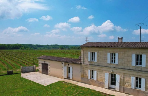 Puisseguin House | Heated pool, House in the heart of the vineyards