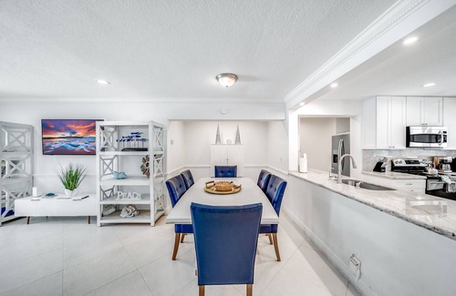 South New River Isles House | Heated Pool + Waterfront! Close To Beach & Shops!