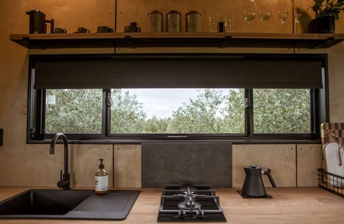 Myrup Cabin | Heath the Tiny Cabin in Esperance