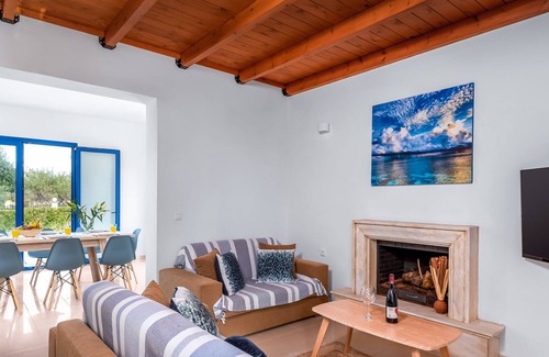 Kolymbia Villa | Heather traditional villa