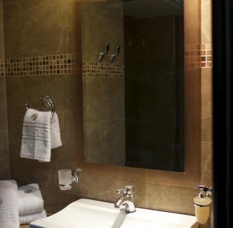 Tagarades Hotel | Heaven Hotel Thessaloniki Airport