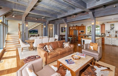 Roseland House | Heaven On Earth ~ Wintergreen Mountain