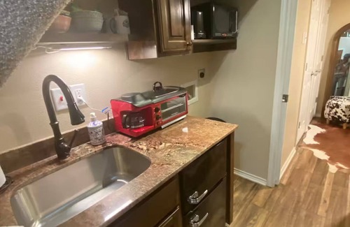 Canton Cabin | Heavenly Escape in the forest- Under the Stars-Tiny Home near Canton, Tx #2!