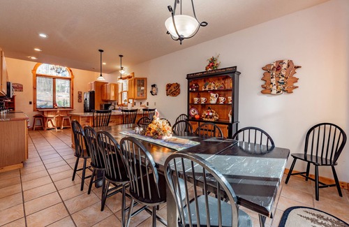McHenry House | Heavenly Haven: Lake Area, Hot Tub, Fire Pit, Gas Grill!