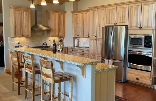 Upper Kingsbury Cabin | Heavenly Valley North stunning home. Minutes to lifts and casinos.