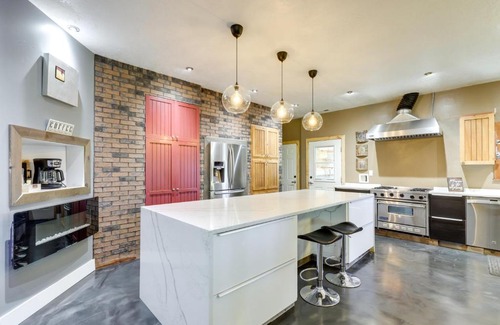 Charleston House | Heber City Home Private Yard and Hot Tub!