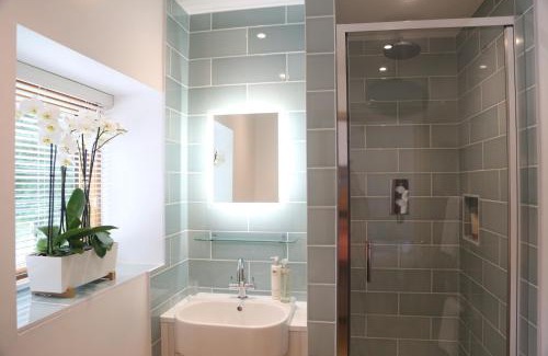 Padbury House | Hedges House