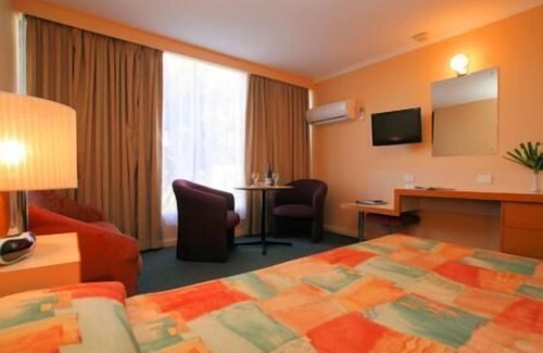 Zeehan Hotel | Heemskirk Motor Hotel