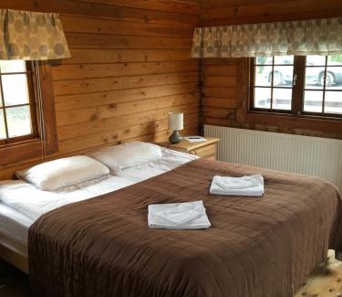 Reykholt Apartment | Heidi Cabin