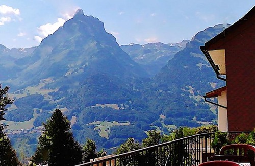 Amden Hotel | Heidi-Guesthouse-Amden Sternen