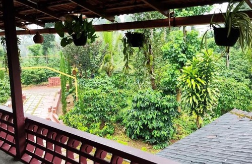Madikeri House | Heights Farm Stay - Coffee Estate Stay