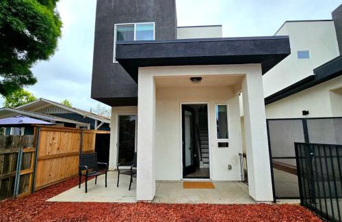 City Heights House | Heights Golden Luxe Retreat
