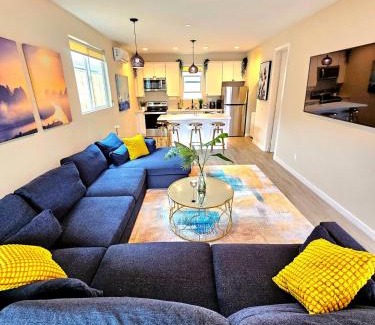 City Heights House | Heights Golden Luxe Retreat