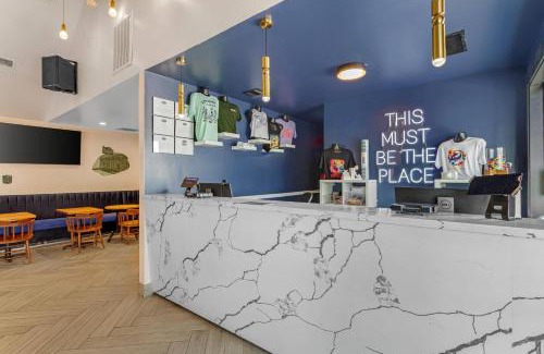Greater Heights Hotel | Heights House Hotel - Houston Heights Downtown, an Ascend Collection Hotel