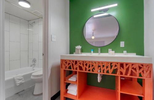 Greater Heights Hotel | Heights House Hotel - Houston Heights Downtown, an Ascend Collection Hotel