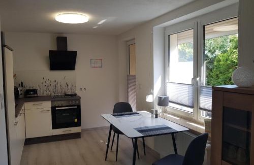 Zschepplin Apartment | Helle Ferienwohnung Für 4 Personen, Mit Terrasse