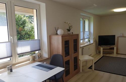 Zschepplin Apartment | Helle Ferienwohnung Für 4 Personen, Mit Terrasse