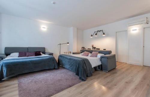Centro Apartment | Hellenhost - Gran Vía