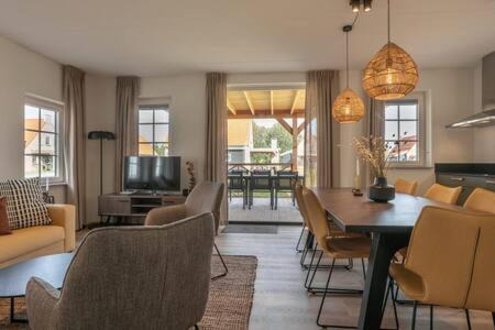 Ossenisse House | Hello Zeeland - Vakantiewoning Knuitershoek 64