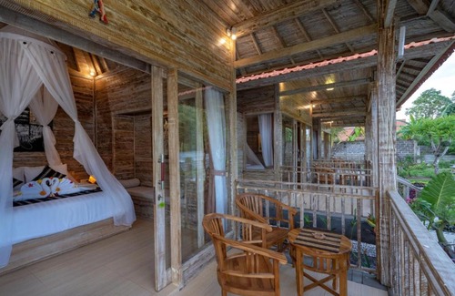 Jungut Batu House | Helly's Secret Garden Cottage