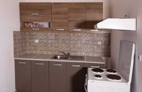 Pylos-Nestoras Apartment | Helona Lux and cosy house with seaview and backyard