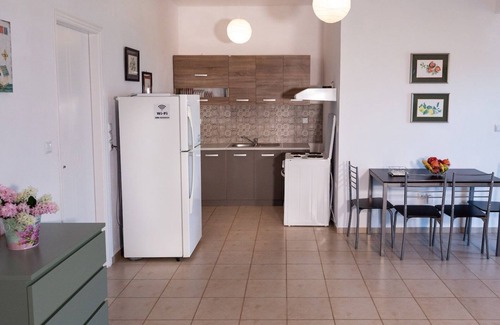 Pylos-Nestoras Apartment | Helona Lux and cosy house with seaview and backyard