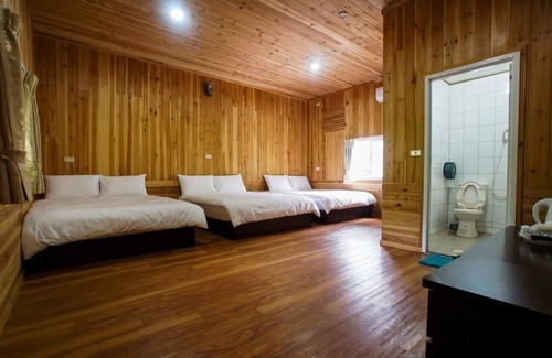 Nanzhuang House | Hemerocallis Country House