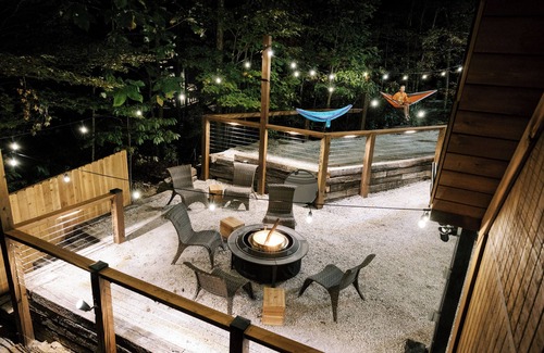 Wellington Cabin | Hemlock & Jade