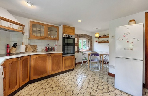 Hendrerwydd Cottage | Henfaes Bach - UK50268